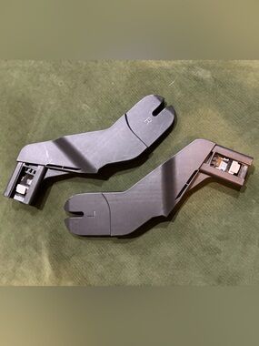 Baby Jogger City Mini GT2 Double Car Seat Adapter Set L/R Replacement Parts